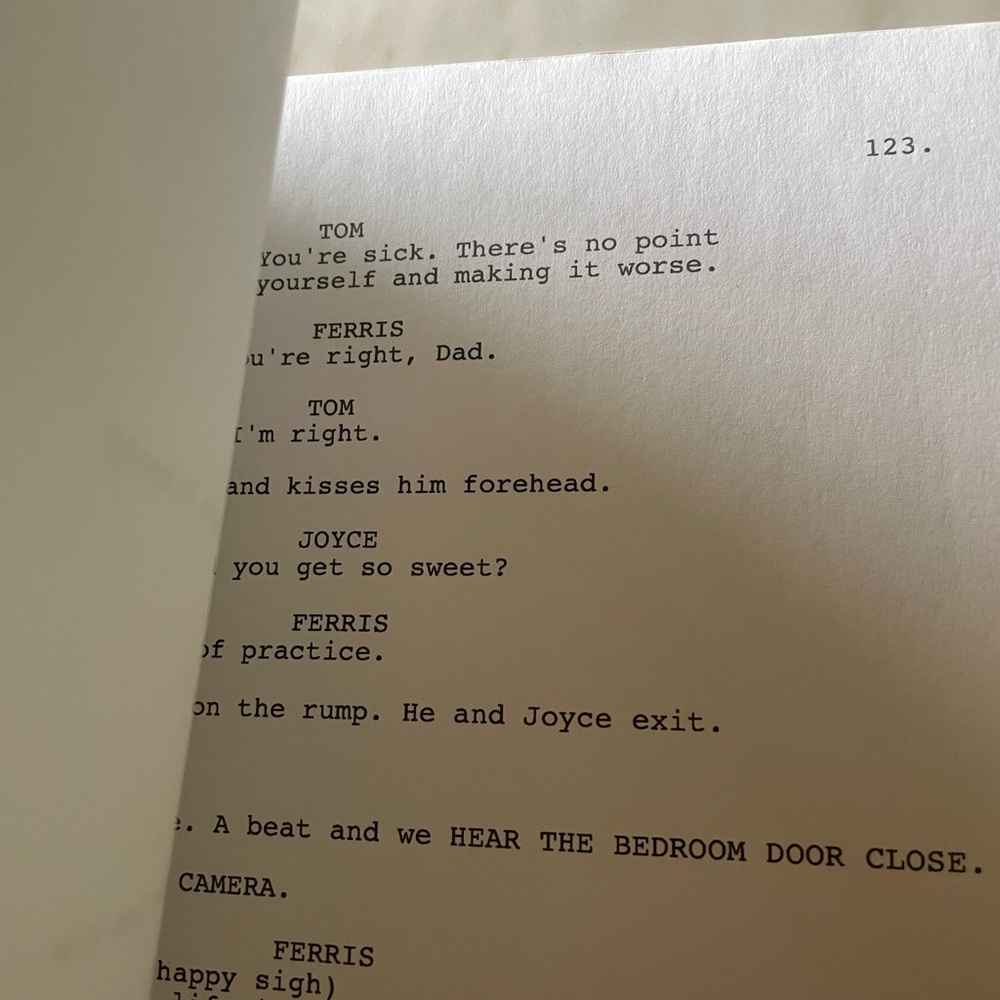 Ferris Bueller’s Day Off script, autographed by Jeffrey Jones. - Picture 4 of 4